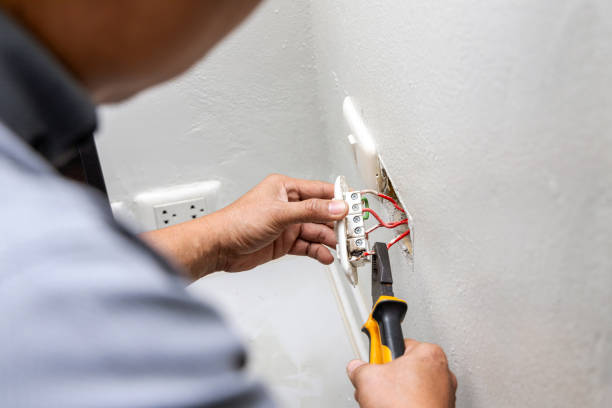 Professional Electrician in Nixa, MO